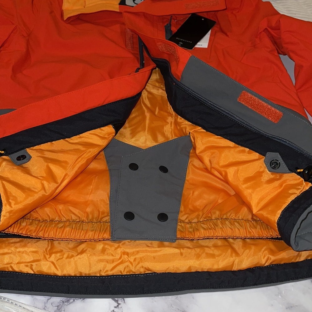 🔥 Quiksilver Mission Solid Snowboard Jacket Kids NWT - Picture 8 of 9